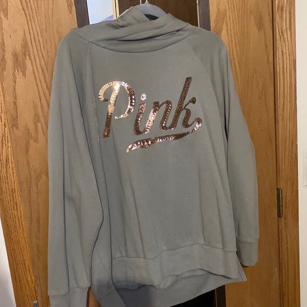 Green pullover hoodie from Pink.